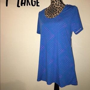 Lularoe Classic Tee